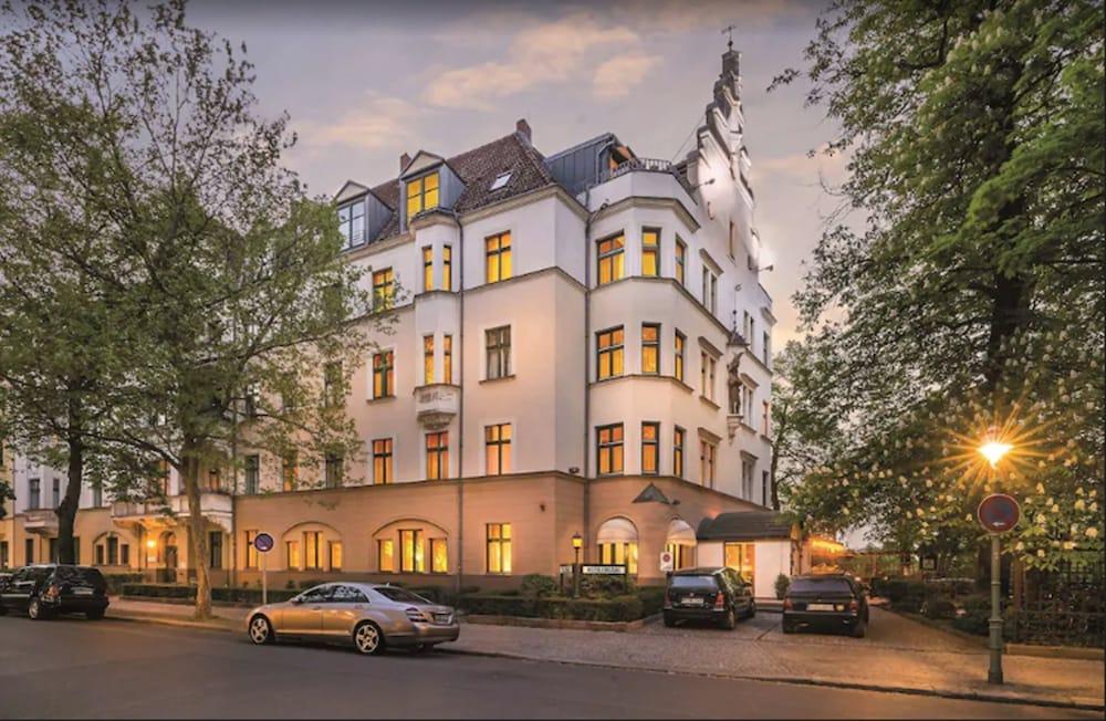 Novum Kronprinz 3*