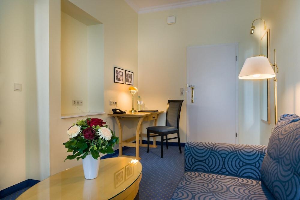 Novum Kronprinz 3* Berlin